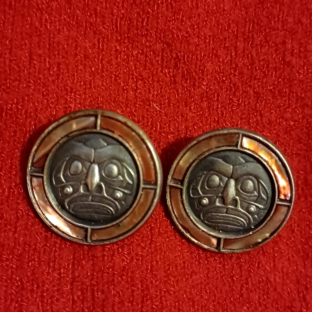 Tribal Earings by 80's Designer "Nui"